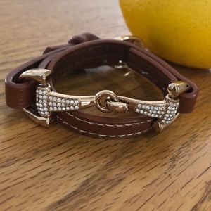 Double wrap pleather braclet with gold clasp
